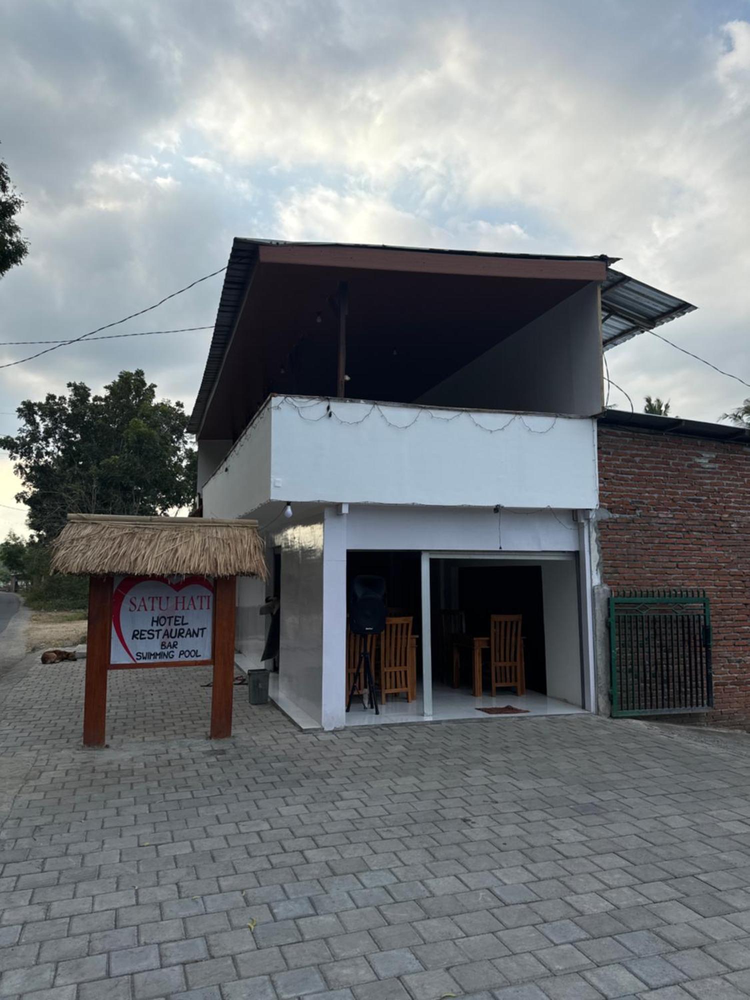 Satu Hati Hotel Ekas 外观 照片